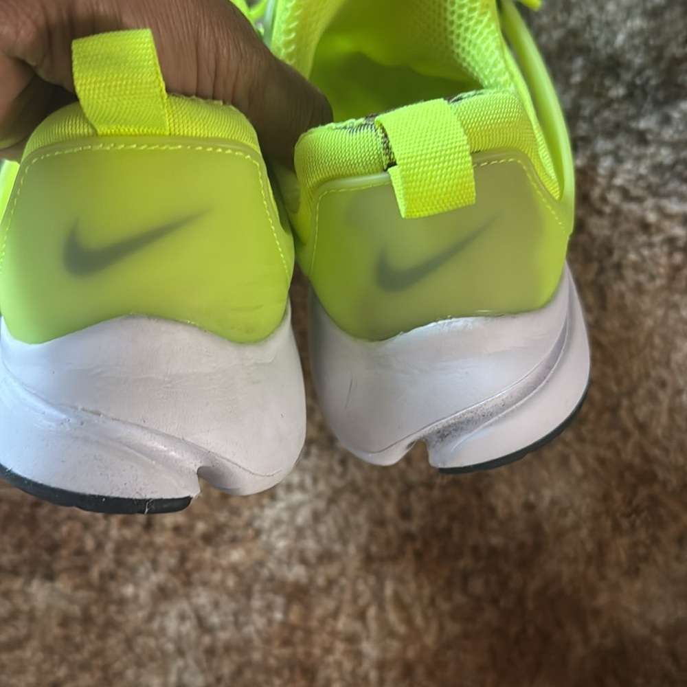 Nike Kids Neon Green Sneakers - Picture 3 of 3